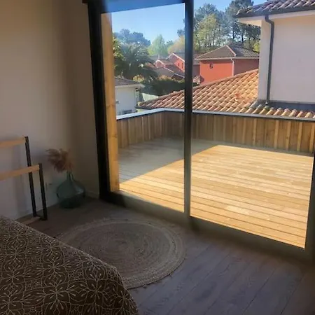 Family With Pool - 5 Bedrooms Σπίτι διακοπών *