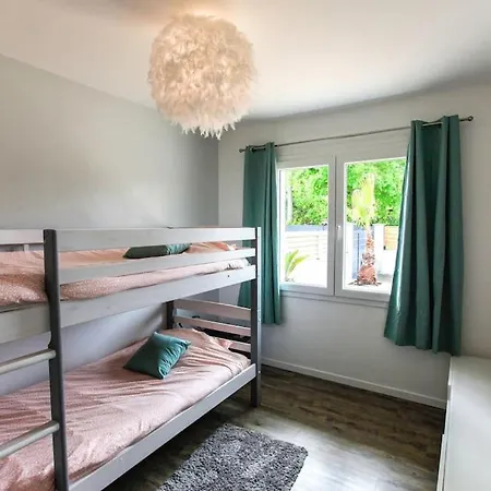 Family With Pool - 5 Bedrooms Capbreton
